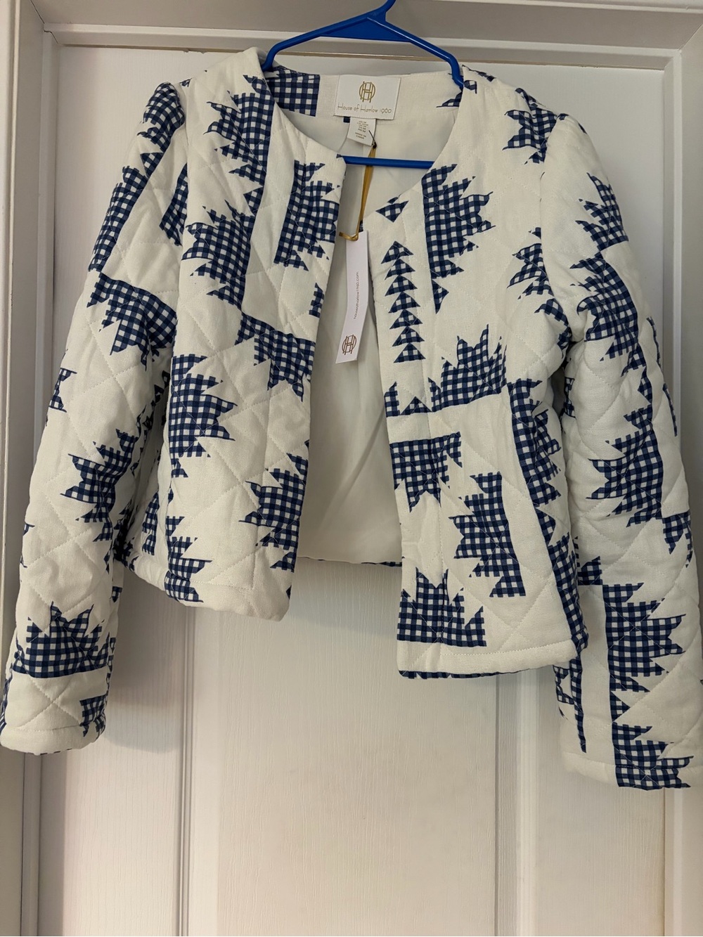 HOUSE OF HARLOW Women’s Quilted White & Navy Patterned Jacket